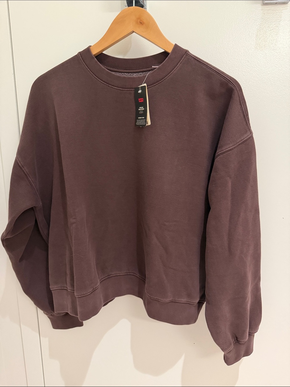 NWT Levi's Women's Fleece Sweatshirt Size Large